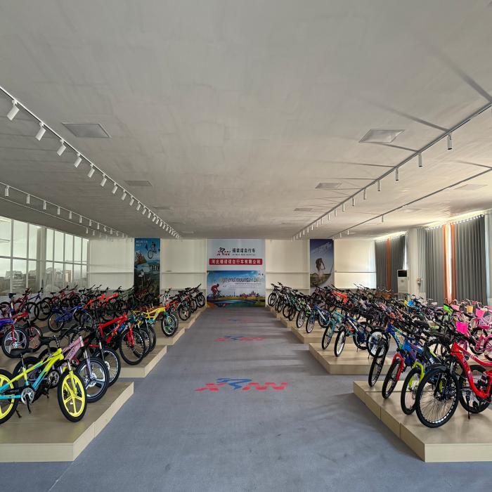 Bicicleta de montaña para niño - Cycling Gear Of The Year reseña y precio